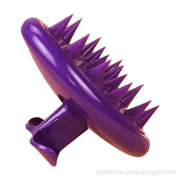 Pet brush, made of soft and eco-friendly silicone, help to remove the floating hair of your cat dog